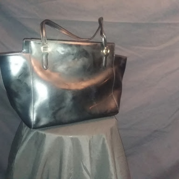 Ralph's Lauren Purse - Picture 4 of 8